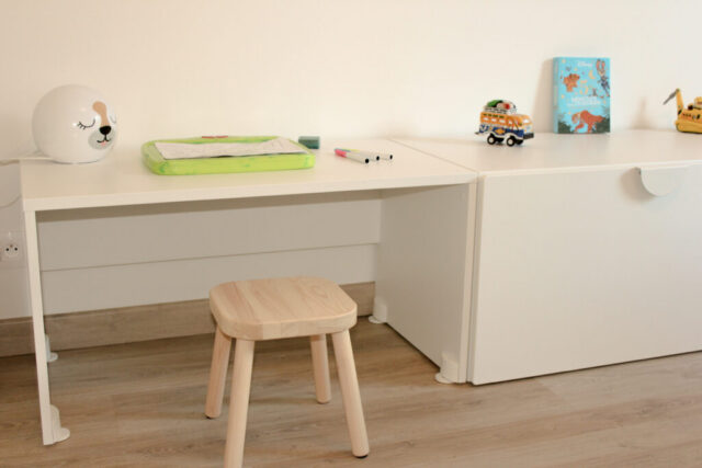 chambre garçon bureau blanc